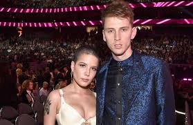 It's where your interests machine gun kelly has one of the coolest instagram pages. Pin Auf Viply