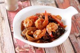 Kemudian masukkan perasan jeruk nipis dan daun ketumbar. Udang Masak Jamur Kuping Kombinasi Dua Bahan Lezat Dalam Satu Sajian Sajian Sedap