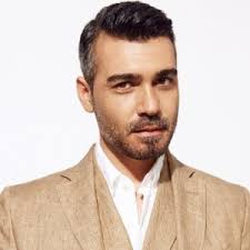 Babası orhan kemal öykü ödülü almış eski yazarlarımızdan zafer doruk'tur. Caner Cindoruk Kimdir Nereli Kac Yasinda