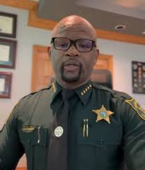 All WOMEN can do wonders if they're put to the test! #wonderwoman  #wonderwomancosplay #dccomics #dcuniverse #igcosplay #wonderwomanfilm  #womensmonth