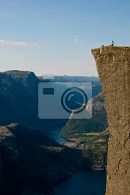 Norge har nemlig mer å by på enn bare fjorder. Preikestolen Priesterstuhl Am Lysefjord Norwegen Leinwandbilder Bilder Maander Schwindel Zufall Myloview De