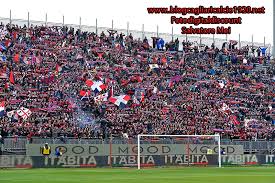 廣東話 አማርኛ العربية shqip australian english azərbaycan dili বাংলা português (brasil) canadian english 汉语 český deutsch english español suomi français ქართული ენა ελληνικά עברית हिन्दी. Razzismo Il Cagliari Calcio Espelle A Vita 3 Tifosi Mano Dura Del Club Rossoblu Nella Lotta Alle Discriminazioni