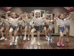 I M The Best Lakid Zumba Dance Workout Zumba Fitness Vietnam Lazum3 Youtube Bai Tập Nhảy Zumba Workout