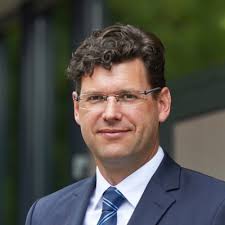 Drei neue Gesellschafter bei PLUTA