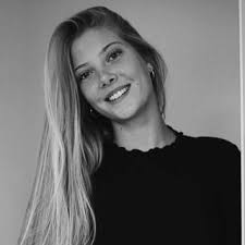 Email Address of @ira1732 Instagram Influencer Profile