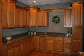 Paint Colors For Kitchen With Honey Oak Cabinets In 2020 Maple Kitchen Cabinets Kitchen Wall Colors Kitchen Colors