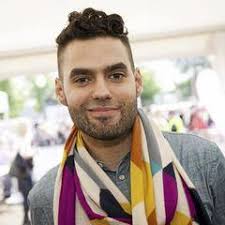 Juontaja Axl Smith pyysi Facebookissa anteeksi