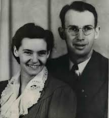 Bootleg fire crews save monument to WWII tragedy