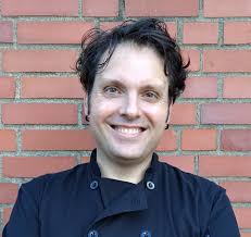 Best way to chop romaine lettuce #chef #lettuce #chopping #salad