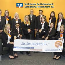 Remote banking service for personal banking customers. Rosenheim 14 Neue Mitarbeiter Starten Bei Der Volksbank In Die Ausbildung Rosenheim Stadt