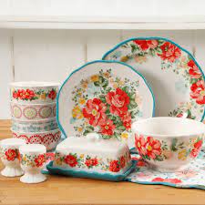 Vintage floral salt and pepper shakers set pink flowers. The Pioneer Woman Vintage Ruffle Floral Dinnerware Set 20 Piece Walmart Com Walmart Com