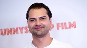 Kelly waffle girl leaks the only catch is she mentioned