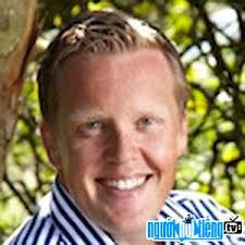 TV show host Tracy Behr profile: Age/ Email/ Phone and Zodiac sign