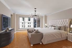 I bought it at sear's homelife furniture in about 2002. Doris Roberts Former Nyc Home Finds A Buyer