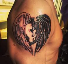 Hình xăm thiên nga rắn. Hinh XÄƒm Thien Tháº§n Ä'áº¹p Tattoo Thien Tháº§n Nam Ná»¯