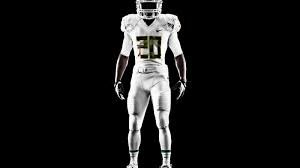 Oregon's ranked #2 in the college football playoff rankings. Nike Unveils Oregon Ducks White Vapor Colorway Nike News