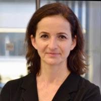 Sandy Ennis's Instagram, Twitter & Facebook