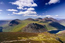 The mourne mountains, usually just referred to as the mournes, are the highest peaks of northern ireland. Mourne Mountains Walkni