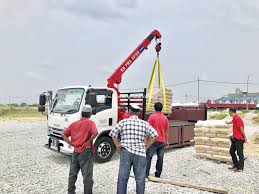 Handover Dan Training Lorry Isuzu Crane Truck Kepada Pembeli Lorry Isuzu Npr Pro Dipasangkan Dgn Recon Unic Crane 2 9 Tan Dan Truck Cranes Trucks Lorry