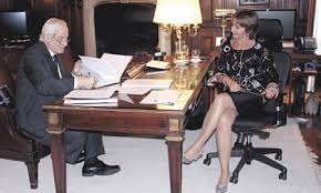 El fiscal horacio gonzález warcalde había pedido siete años de prisión, considerando que fueron partícipes en los robos, mientras que la pena más alta, de 8 años, había sido reclamada para jorge. Pagina 12 El Pais El Huracan Alejandra