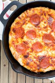 Cast Iron Skillet Pizza Recipe Cast Iron Skillet Pizza Skillet Pizza Homemade Pizza