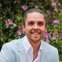 Gary Schrage's Instagram, Twitter & Facebook