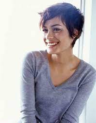 Modele Coiffure Courte Ete 2016 Les Plus Belles Coupes Courtes De Pinterest Elle Modele Coiffure Courte Coupe De Cheveux Courte Cheveux Courts