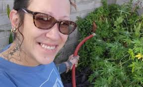 Meet Leslie Berry: Artist and Retired Designer/Illustrator