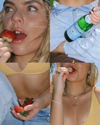 que a gold coast summer* 🍓☀️ wearing @tjswim ✨