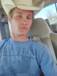 These look like they would be fun to Photoshop, have at er'!