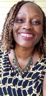 Leslie Bratton's Instagram, Twitter & Facebook