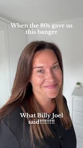 Vicki 🪩🎤 (@vick.s.sings)