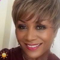 Veronica Naylor (@vflyby)