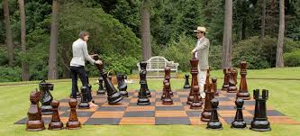 We are a young team from val gardena offering chess the history of the chess piece begins in the 8th century ad. The Pros Now Have To Play With A Giant Chess Set With Pieces That Weigh 25 Pounds How Does This Affect The Meta Anarchychess