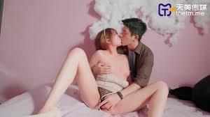 Stream ChinaAV Tianmei - uncensored Chinese porn with Chinese subtitles for an immersive experience into erotic films from EPORNER