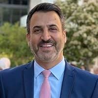 A Clove Necklace: A Novel by Shwan Abdullah Hamad