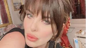 Alba parietti siamo d'accordo con lei, ma allora perché vengono contestate e sfottute. Sccxtubtlhppsm