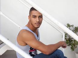 Manhunt Daily Wood: Dominic Santos – Manhunt Daily