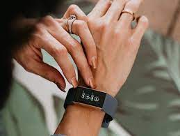 Walk at a moderate to brisk pace. Weight Loss How Many Calories Can Walking 10 000 Steps Burn The Times Of India