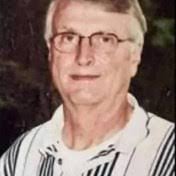 Emily Mossman's Instagram, Twitter & Facebook