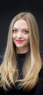Amanda seyfried (born december 3, 1985) is an american actress. Amanda Seyfried Amanda Seyfried Hair Amanda Seyfried Photos Pretty Blonde Hair