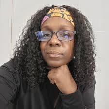 Kellie Avery's Instagram, Twitter & Facebook