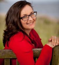 Come Read the Biography of the Writer Melissa White