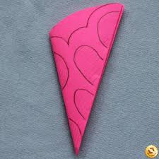 Nimm die große form für die schleife zur hand. Schneeflocken Aus Papier Basteln Anleitung Dekoking