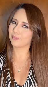 Marisa Abreu's Instagram, Twitter & Facebook