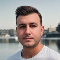 Arda Safak's Instagram, Twitter & Facebook