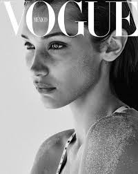 Black And White Magazine Aesthetic Mariasacristan Vogue Photography Vogue Magazine Covers Fashion Magazine Cover