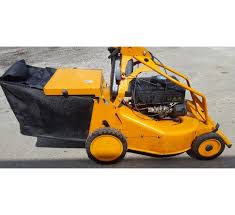 The weibang wb537scval brings a commercial grade 21 in. Used As Motor As 530 2 Stroke Kat Professional Rear Discharge 53cm 21 Collection Mower Frank Nicol Ltd