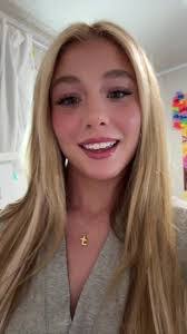 Hannah Waltman's Instagram, Twitter & Facebook