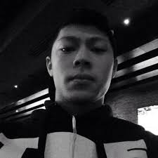 Davis Le (@DavisLe_)